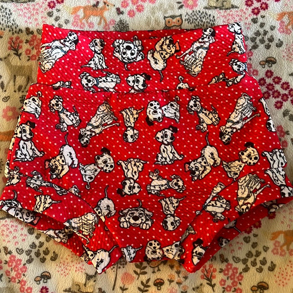 Size 18 to 24 months 101 dalmatians bummies
